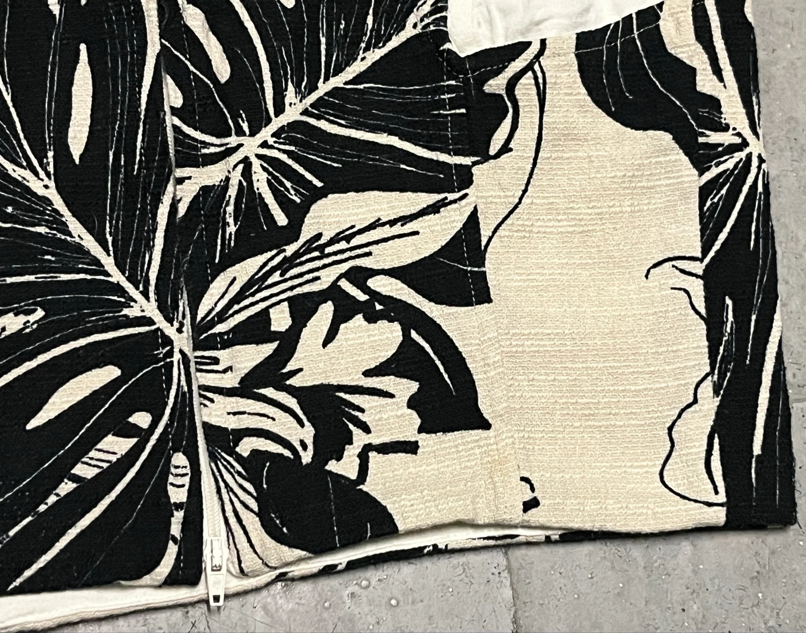 Black and white floral printed vest top – photo 15